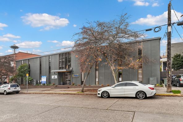 711 6th Ave N, Seattle, WA 98109